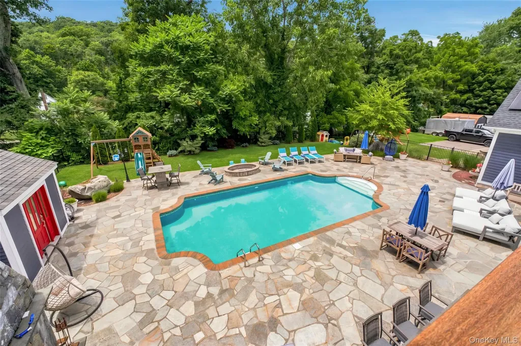 13 Gilbert Lane Putnam Valley NY 10579