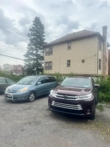 670 E 98th Street Brooklyn NY 11236
