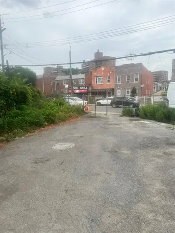 670 E 98th Street Brooklyn NY 11236