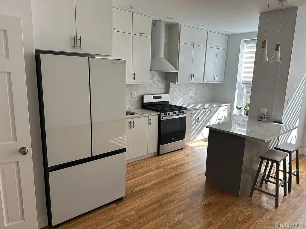 6026 71st Avenue Ridgewood NY 11385
