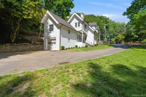 40 S Broadway Irvington NY 10533