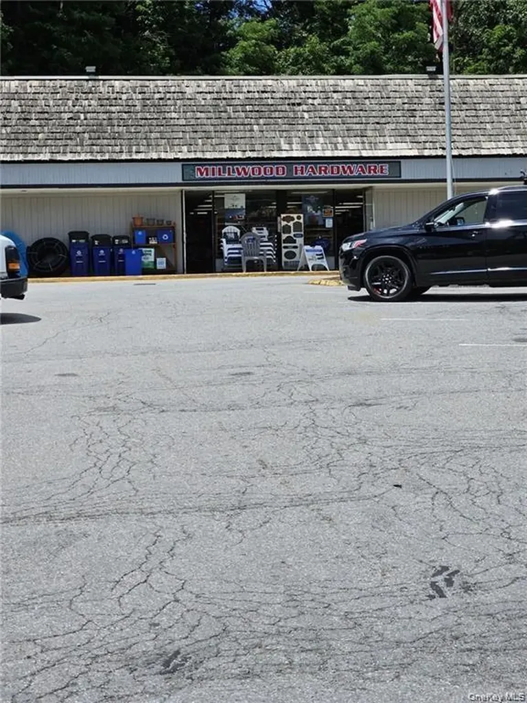 227 Saw Mill River Road Chappaqua NY 10546
