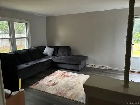 86 N Washington Avenue Centereach NY 11720