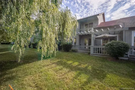 31 Pond Drive W Rhinebeck NY 12572