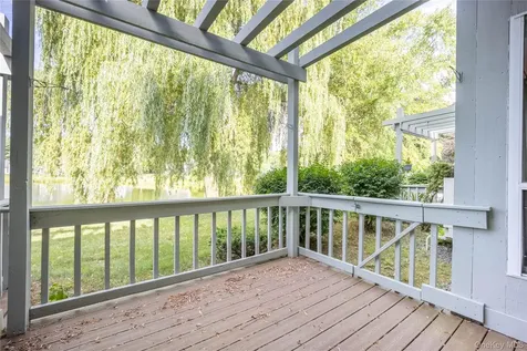 31 Pond Drive W Rhinebeck NY 12572