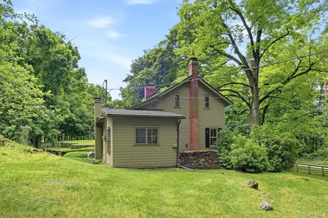 91 Slate Quarry Road Rhinebeck NY 12572