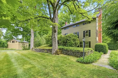 91 Slate Quarry Road Rhinebeck NY 12572
