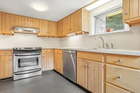 91 Slate Quarry Road Rhinebeck NY 12572