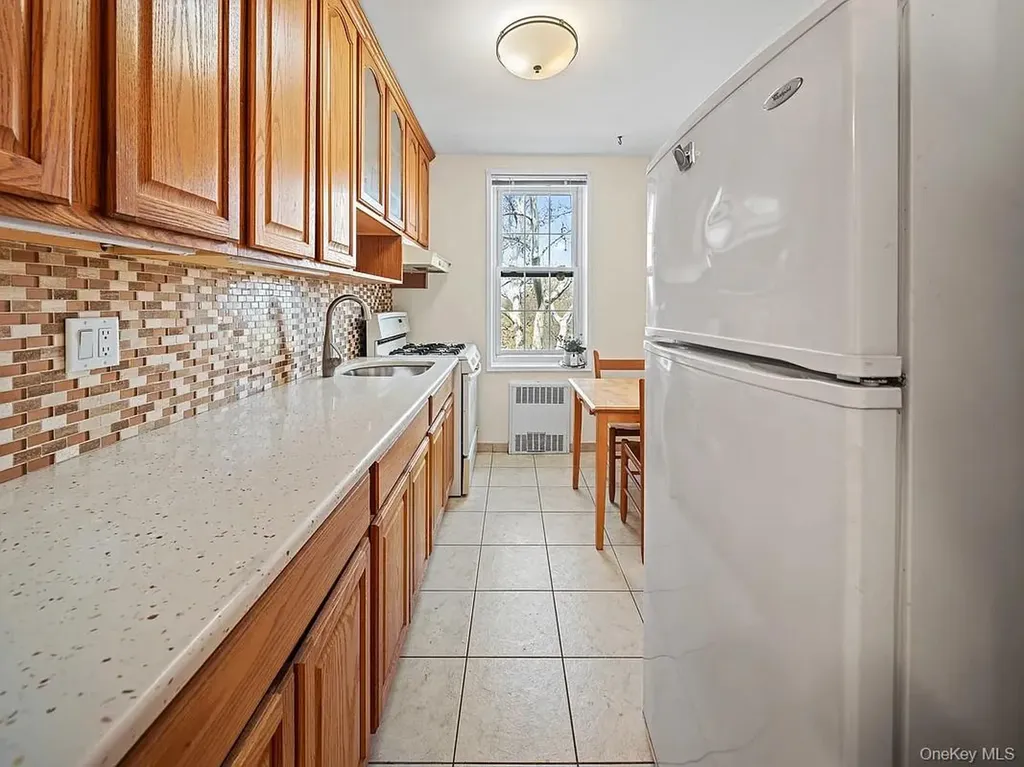 6665 Colonial Road Brooklyn NY 11220