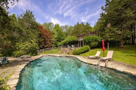 15 Horseshoe Lane Millerton NY 12546