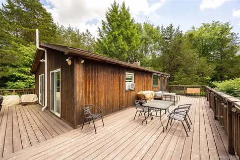 15 Horseshoe Lane Millerton NY 12546
