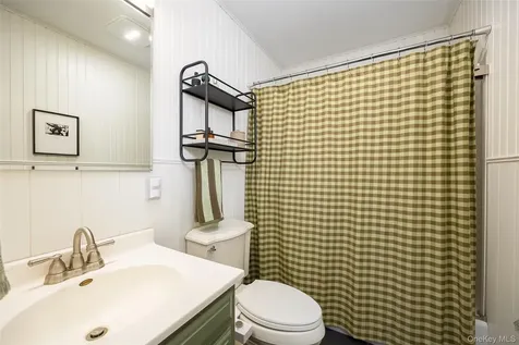 15 Horseshoe Lane Millerton NY 12546