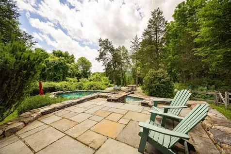 15 Horseshoe Lane Millerton NY 12546