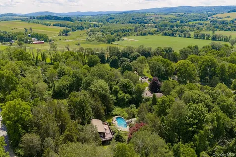 15 Horseshoe Lane Millerton NY 12546