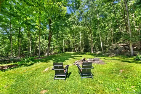 35 Old Snake Hill Road Pound Ridge NY 10576