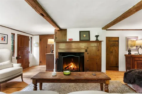 35 Old Snake Hill Road Pound Ridge NY 10576