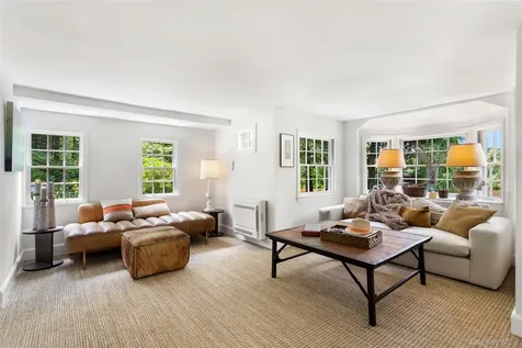35 Old Snake Hill Road Pound Ridge NY 10576