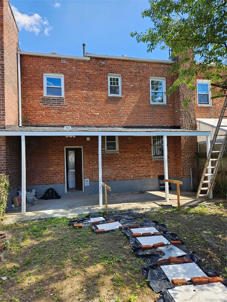 16543 144th Terrace Springfield Gardens NY 11434