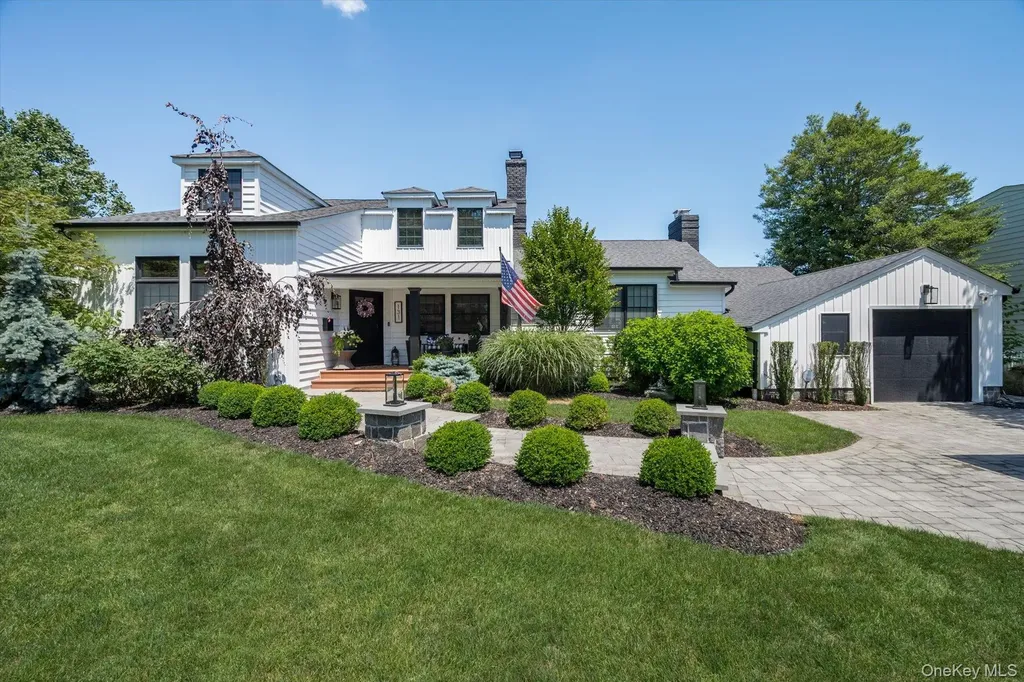 131 Fairview Road Massapequa NY 11758