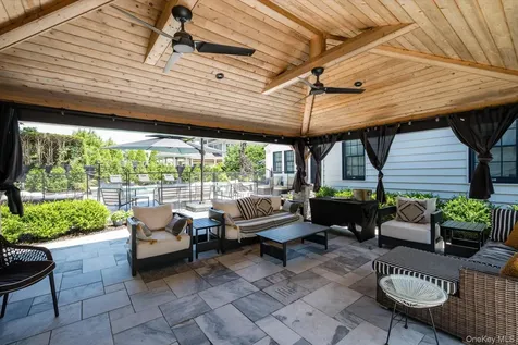 131 Fairview Road Massapequa NY 11758