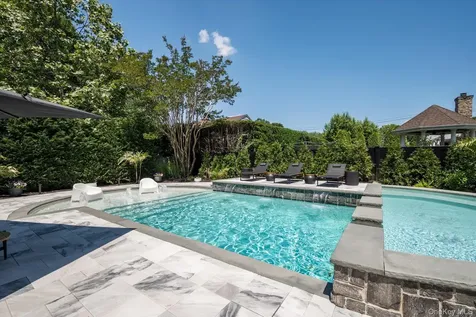 131 Fairview Road Massapequa NY 11758