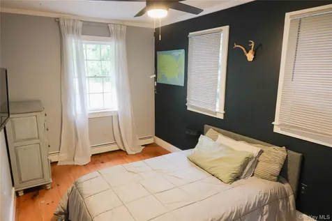 5012 Albany Post Staatsburg NY 12580