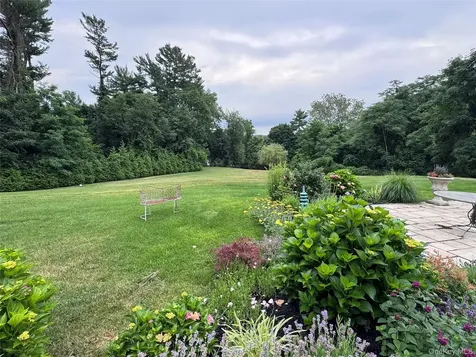 314 Mill Hill Road Mill Neck NY 11765