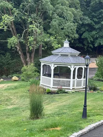 314 Mill Hill Road Mill Neck NY 11765