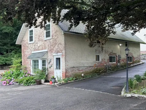 314 Mill Hill Road Mill Neck NY 11765