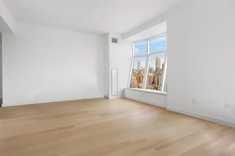 515 W 18th Street New York (manhattan) NY 10011