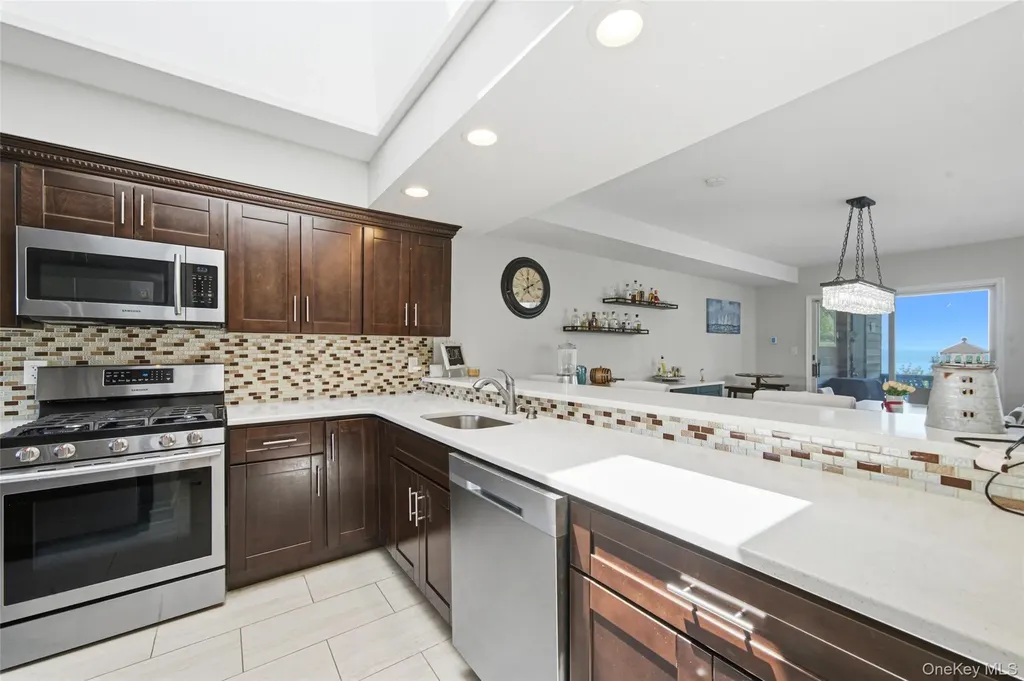 103 Fox Hill Drive Baiting Hollow NY 11933