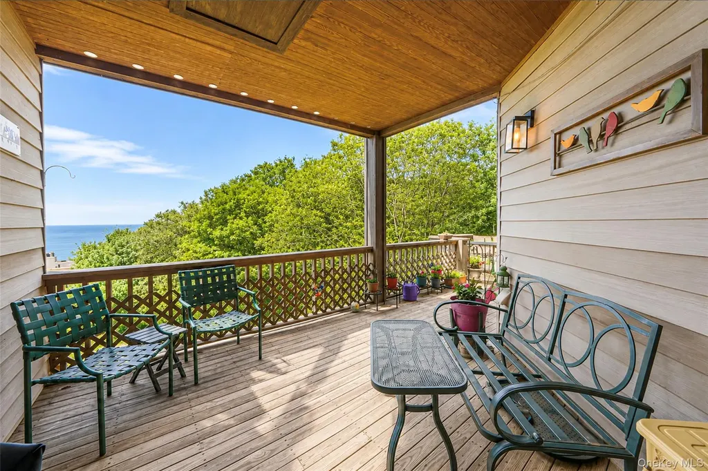 103 Fox Hill Drive Baiting Hollow NY 11933