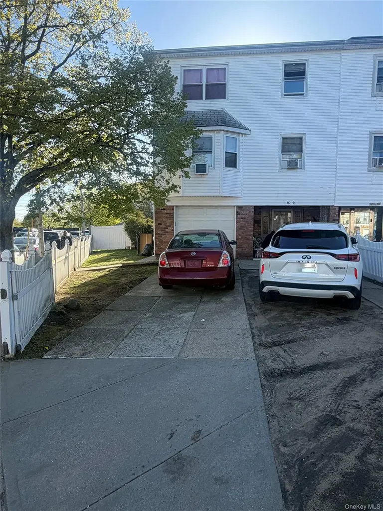148-74 262nd Place Rosedale NY 11422