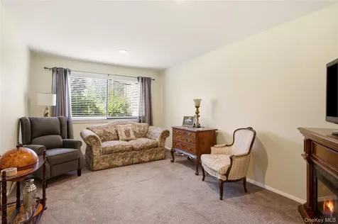 112 The Glen Glen Head NY 11545
