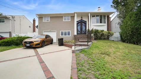 2694 Dorothy Street Bellmore NY 11710