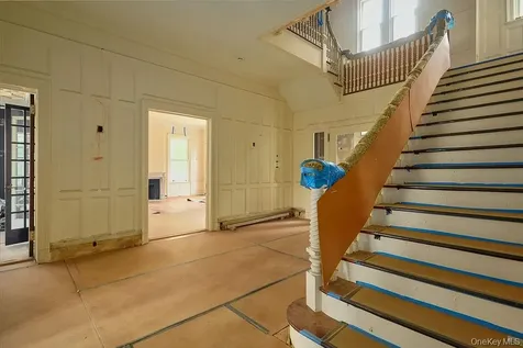 118 Tower Hill Road W Tuxedo Park NY 10987