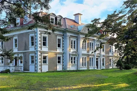118 Tower Hill Road W Tuxedo Park NY 10987