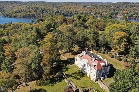 118 Tower Hill Road W Tuxedo Park NY 10987