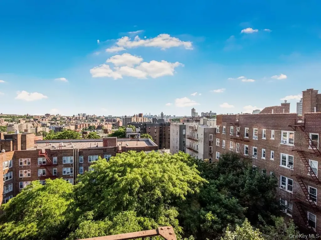 3840 Greystone Avenue Bronx NY 10463