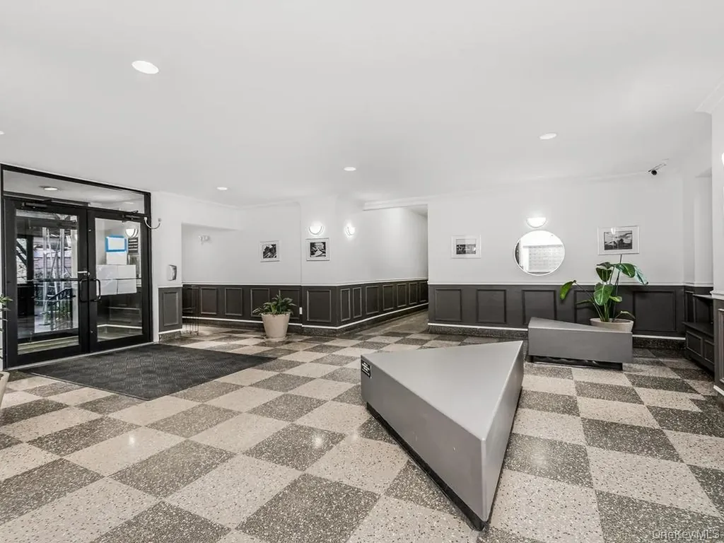 3840 Greystone Avenue Bronx NY 10463