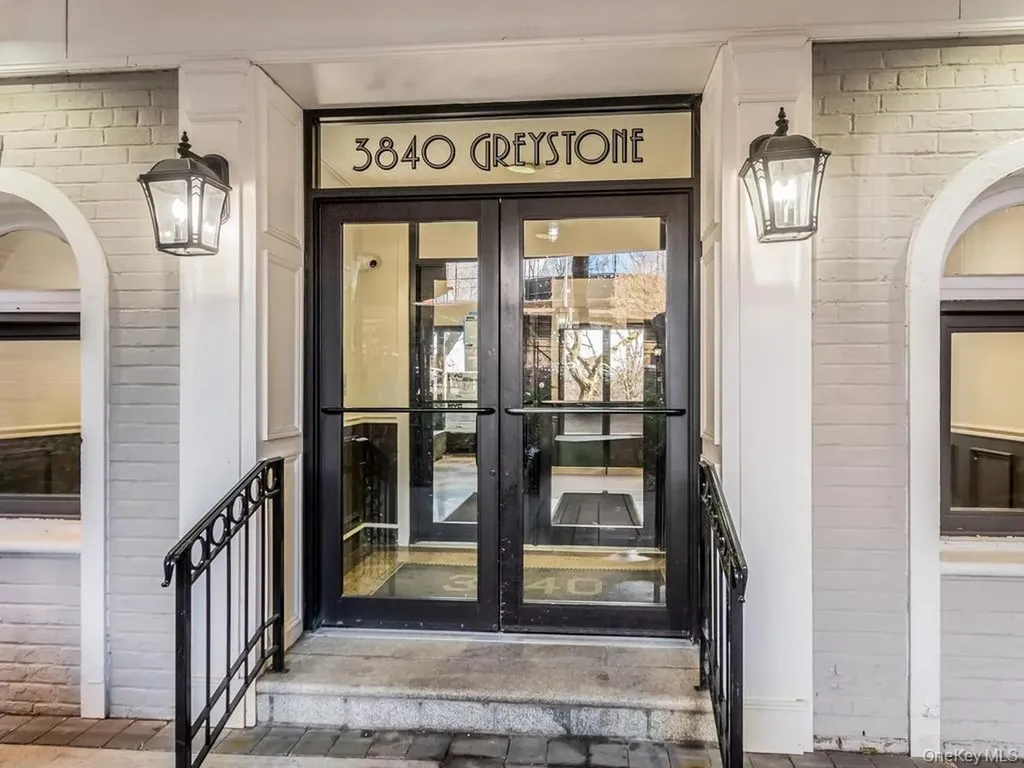 3840 Greystone Avenue Bronx NY 10463