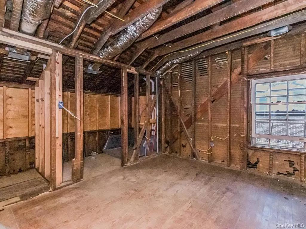 484 E 5th Street Mount Vernon NY 10553