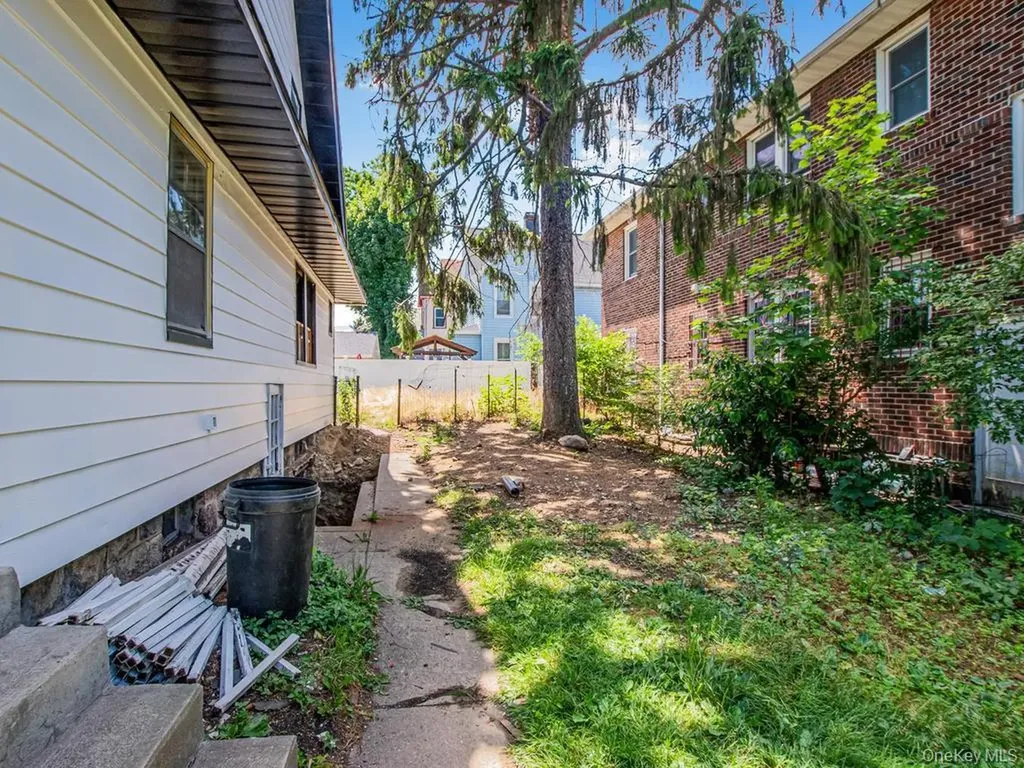 484 E 5th Street Mount Vernon NY 10553