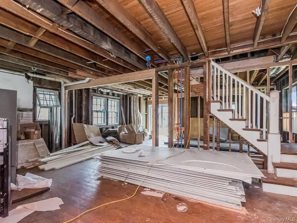 484 E 5th Street Mount Vernon NY 10553