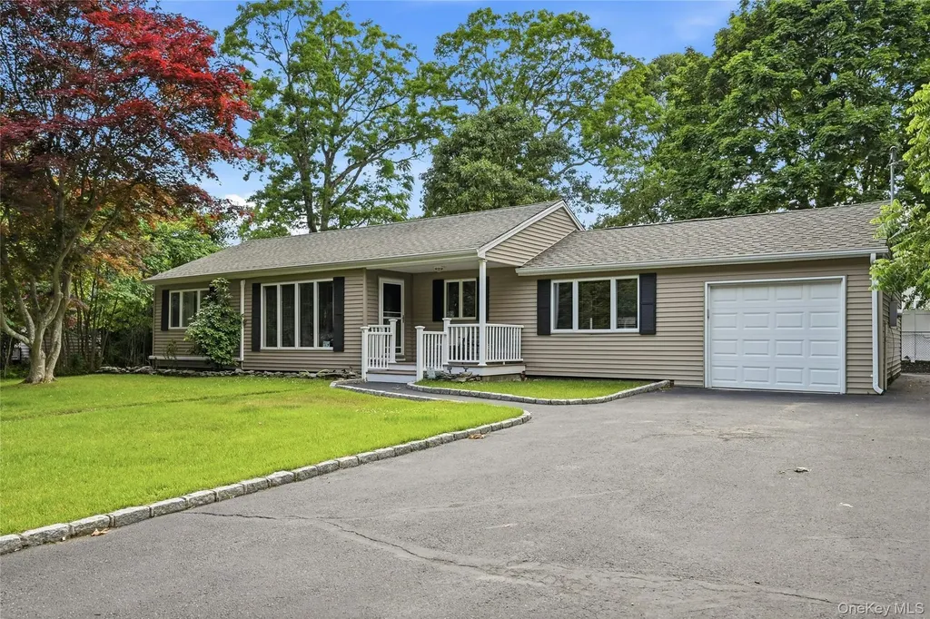 76 Lyman Road East Patchogue NY 11772