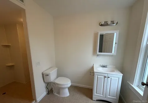 5 Columbia Street Farmingdale NY 11735