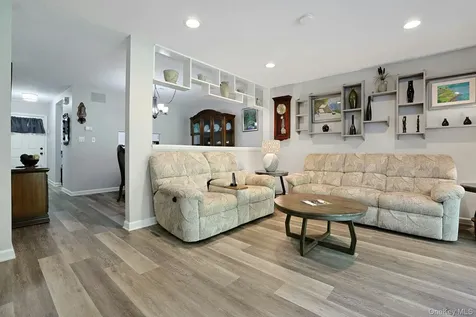 3902 Hickory Court Peekskill NY 10566