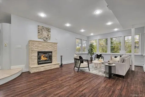 193 Nelson Road Scarsdale NY 10583