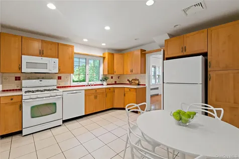 241 Madison Road Scarsdale NY 10583