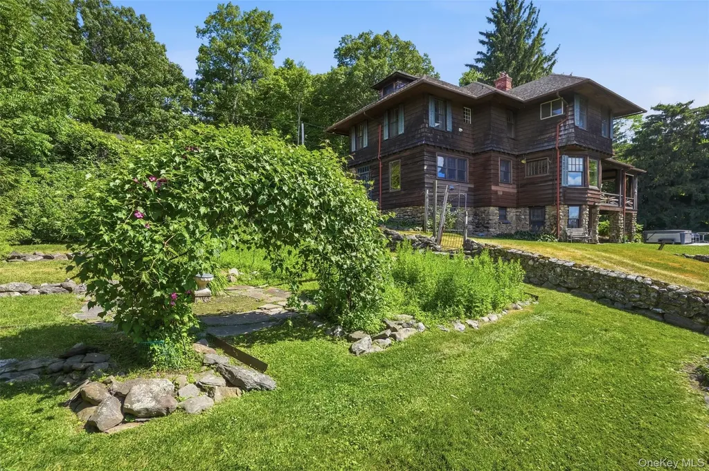 37 Ridge Road Cornwall NY 12518
